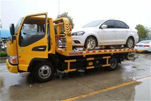 齐齐哈尔附近拖车救援24小时服务热线